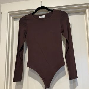 Aritzia Babaton contour long sleeve bodysuit size S